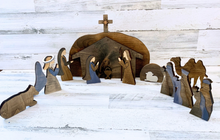 Load image into Gallery viewer, Easter Scene Wooden Decor