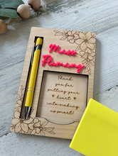 Load image into Gallery viewer, Flower Post-It Note Holder