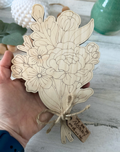 Load image into Gallery viewer, Personalized DIY Wooden Floral Bouquet