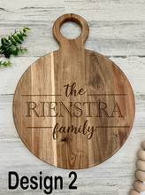 Load image into Gallery viewer, Custom Engraved Round Cutting Board Round Handle