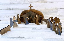 Load image into Gallery viewer, Easter Scene Wooden Decor
