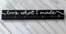 Load image into Gallery viewer, Personalized Kids Artwork &quot;Look What I Made&quot; Sign
