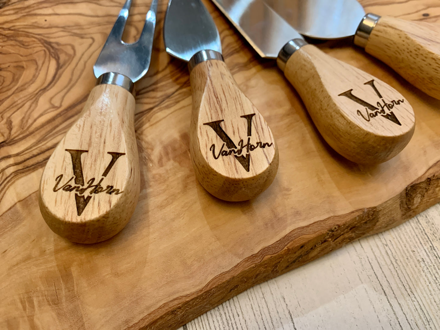 Customized Cheese Knife Set